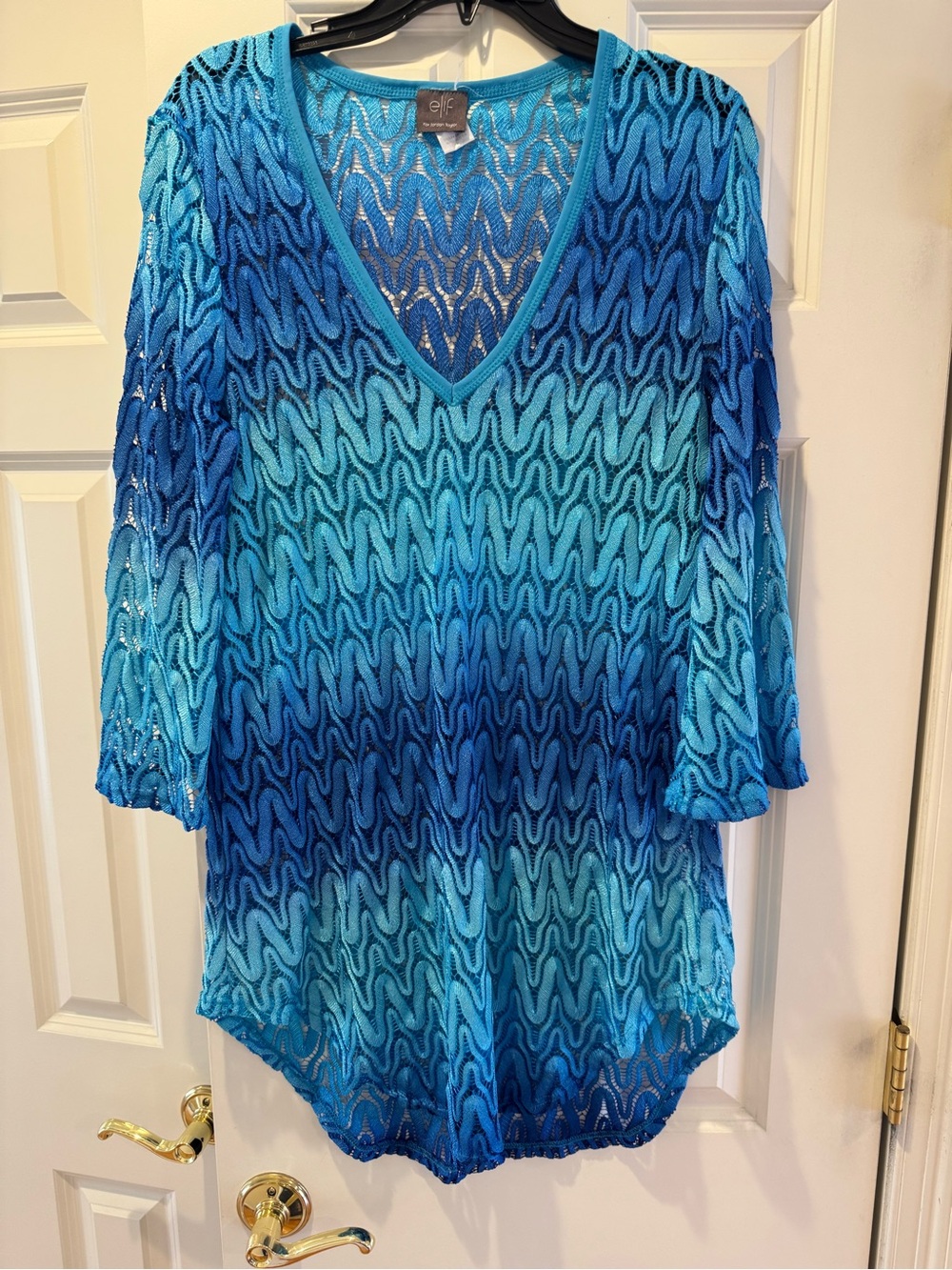 Gorgeous Elif by Jordan Taylor Blue Ombre Crochet V-Neck Swim Coverup